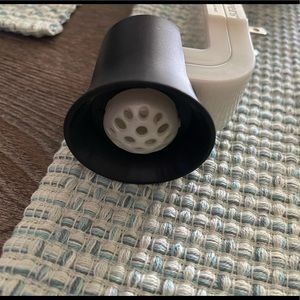 Bath and Body works air freshener plug in